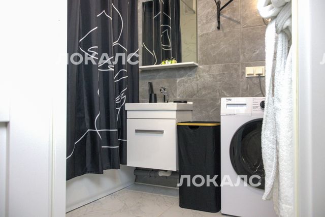 Снять 3х-комнатную квартиру на г Санкт-Петербург, пр-кт Обуховской Обороны, д 38 литера К, метро Елизаровская, г. Санкт-Петербург