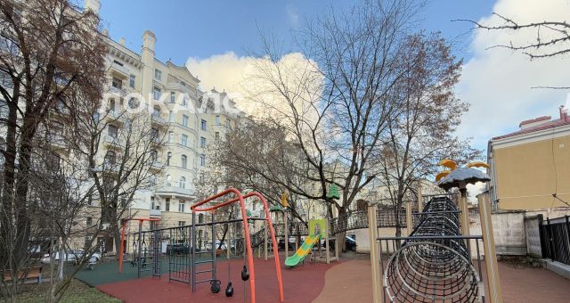 Сдается двухкомнатная квартира на Садовая-Триумфальная улица, 4/10, метро Цветной бульвар, г. Москва