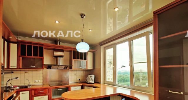 Сдам четырехкомнатную квартиру на Пятницкое шоссе, 23к1, метро Волоколамская, г. Москва