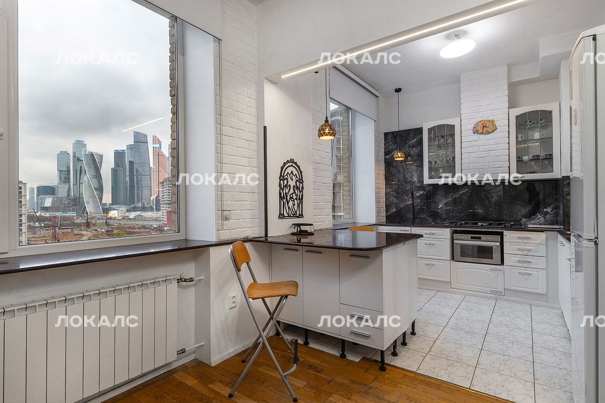 Сдается 4-к квартира на г Москва, Кутузовский пр-кт, д 4/2, метро Деловой центр (Солнцевская линия), г. Москва