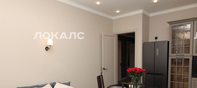 Аренда трехкомнатной квартиры на улица Паршина, 10, метро Щукинская, г. Москва