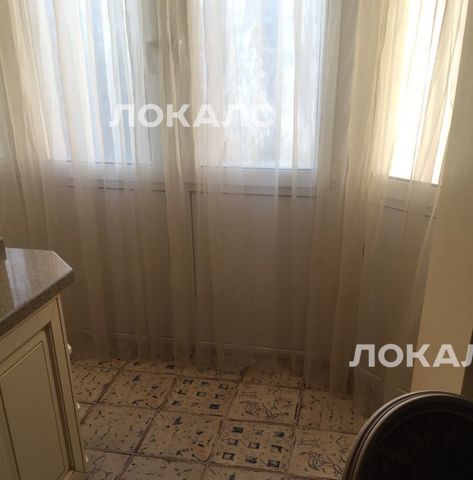 Сдам трехкомнатную квартиру на Волоколамское шоссе, 15/22, метро Войковская, г. Москва