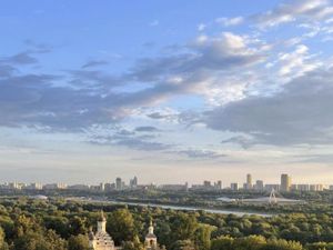 2-х комнатная квартира Маршала Жукова