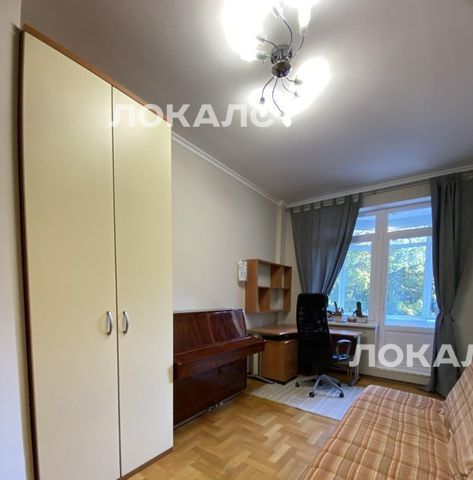 Сдам четырехкомнатную квартиру на улица Островитянова, 4, метро Тропарёво, г. Москва