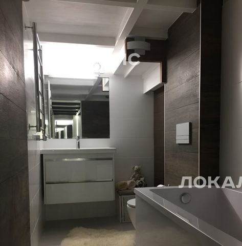 Снять трехкомнатную квартиру на Нижняя Красносельская улица, 35С2, метро Красносельская, г. Москва