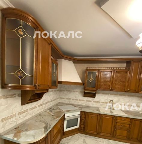 Сдам 4-к квартиру на Старокачаловская улица, 18, метро Бульвар Дмитрия Донского, г. Москва