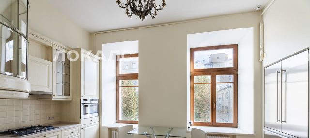 Сдам 4-к квартиру на улица Спиридоновка, 34С2, метро Тверская, г. Москва