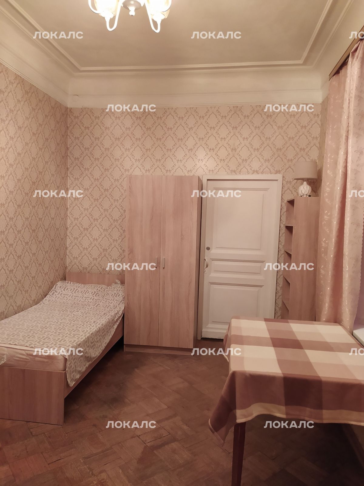 Сдается комната на г Москва, ул Большая Молчановка, д 24/2 стр 1, метро Арбатская (Филевская линия), г. Москва