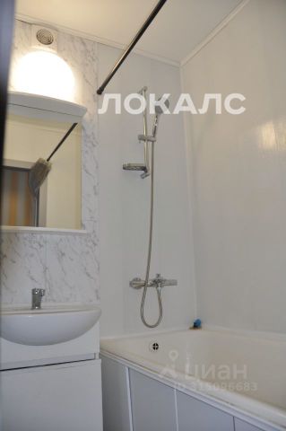 Сдаю 1-комнатную квартиру на г Москва, ул Дорожная, д 24 к 2, метро Пражская, г. Москва