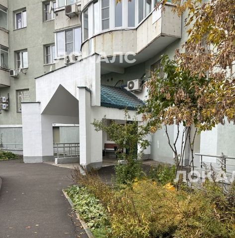 Сдается 1к квартира на улица Генерала Белобородова, 35/2, метро Волоколамская, г. Москва