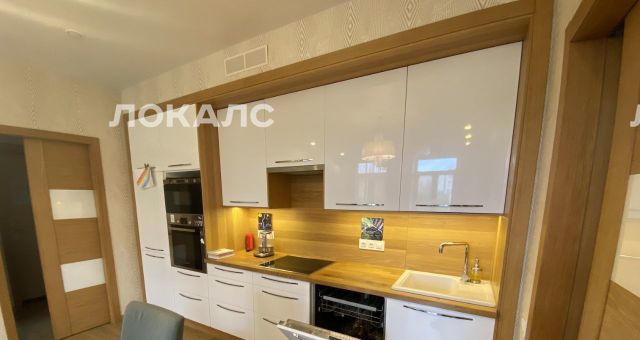 Сдается трехкомнатная квартира на 2-й Новоподмосковный переулок, 3А, метро Войковская, г. Москва