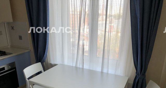 Сдаю 3-комнатную квартиру на Кутузовский проспект, 8, метро Смоленская (Арбатско-Покровская линия), г. Москва