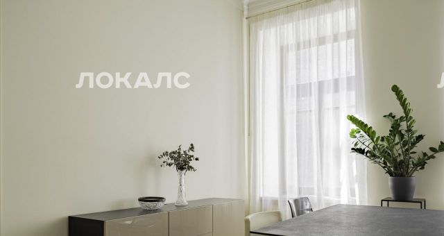 Сдается 4х-комнатная квартира на улица Спиридоновка, 34С2, метро Баррикадная, г. Москва