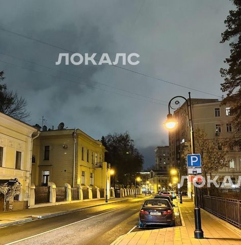 Аренда 3-к квартиры на улица Спиридоновка, 12, метро Арбатская (Арбатско-Покровская линия), г. Москва