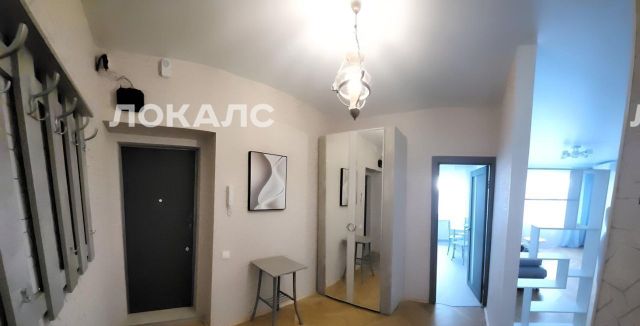 Сдам трехкомнатную квартиру на Никитский бульвар, 17, метро Кропоткинская, г. Москва