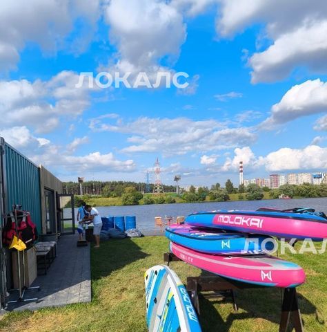Сдается трехкомнатная квартира на 22к2, метро Мякинино, г. Москва