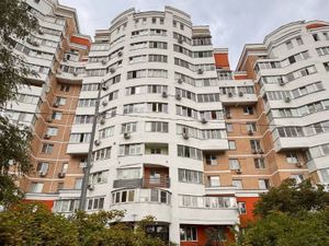 2-к кв. Москва Новокуркинское ш., 47 (77.0 м²)