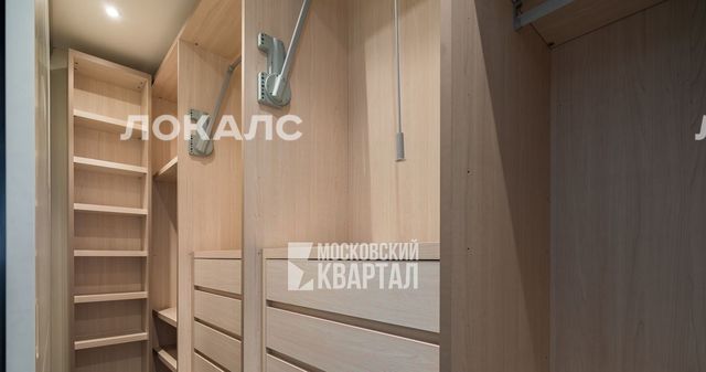 Сдам трехкомнатную квартиру на Старопименовский переулок, 10, метро Пушкинская, г. Москва