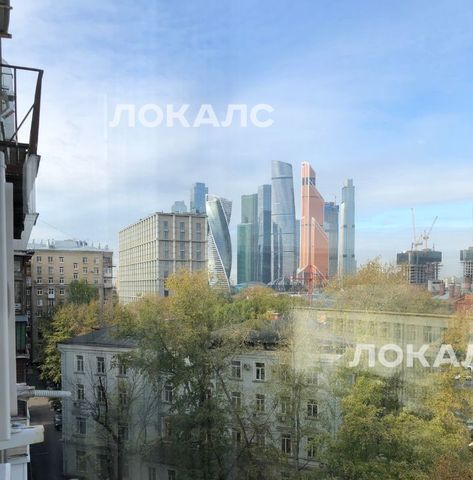 Сдается 3-комнатная квартира на Кутузовский проспект, 8, метро Выставочная, г. Москва