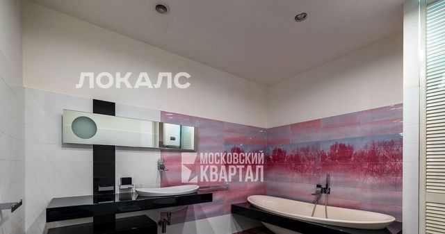 Аренда 3-комнатной квартиры на Старопименовский переулок, 10, метро Новослободская, г. Москва