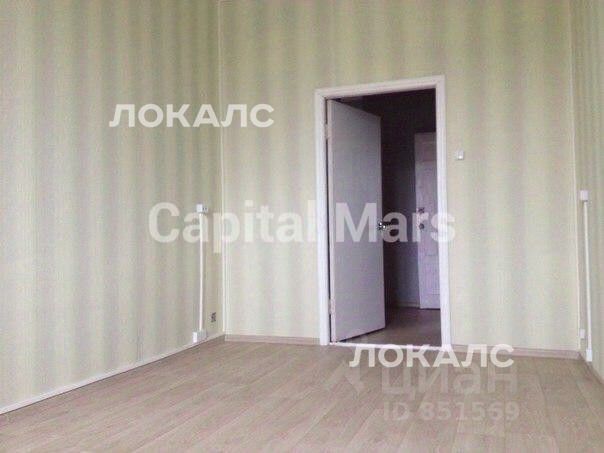 Сдается четырехкомнатная квартира на Новослободская улица, 33, метро Белорусская, г. Москва