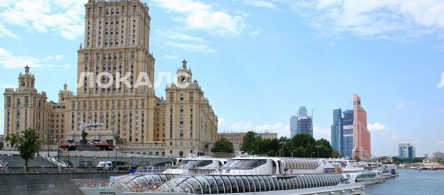 Сдаю двухкомнатную квартиру на Новинский бульвар, 15, метро Баррикадная, г. Москва