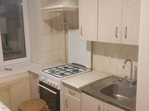 2-комнатная квартира: Екатеринбург, улица Мира, 37 (42 м²)