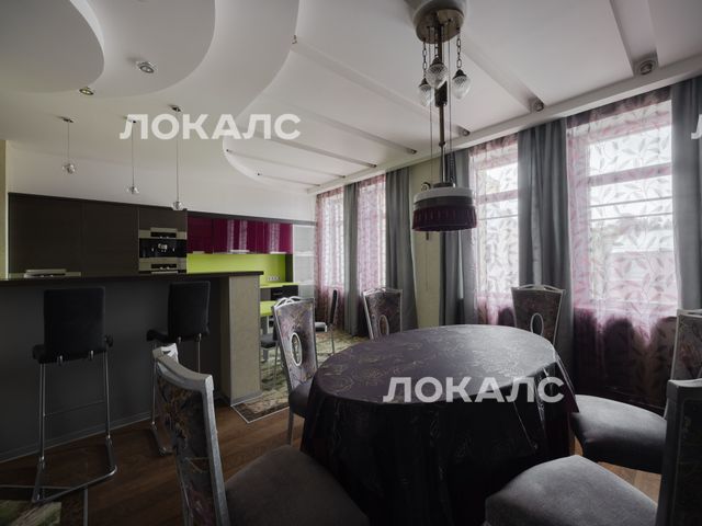 Сдаю 4-комнатную квартиру на г Санкт-Петербург, Константиновский пр-кт, д 1/24, метро Чкаловская, г. Санкт-Петербург