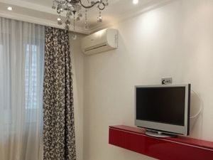 2к квартира Академика Янгеля