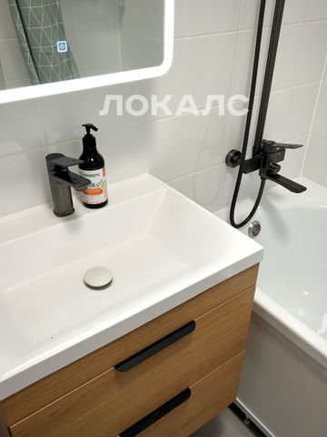 Снять 2х-комнатную квартиру на Московская обл, г Красногорск, поселок Ильинское-Усово, ул Заповедная, д 24, метро Строгино, г. Москва