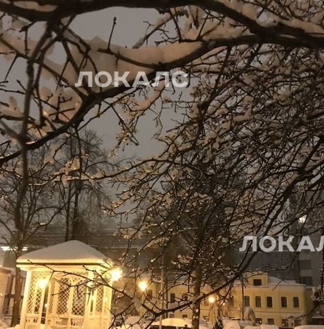 Сдается 2-к квартира на Вознесенский переулок, 16/4, метро Театральная, г. Москва