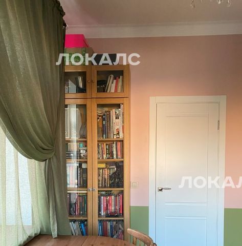 Снять трехкомнатную квартиру на Петровский бульвар, 17/1, метро Охотный ряд, г. Москва