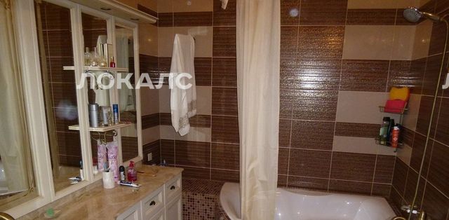 Сдается трехкомнатная квартира на Партизанская улица, 35К3, метро Молодёжная, г. Москва
