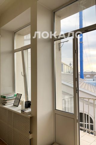 Сдаю двухкомнатную квартиру на г Москва, ул Серафимовича, д 2, метро Боровицкая, г. Москва