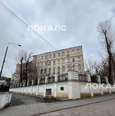 Сдаю 3к квартиру на Старосадский переулок, 10С1, метро Площадь Революции, г. Москва