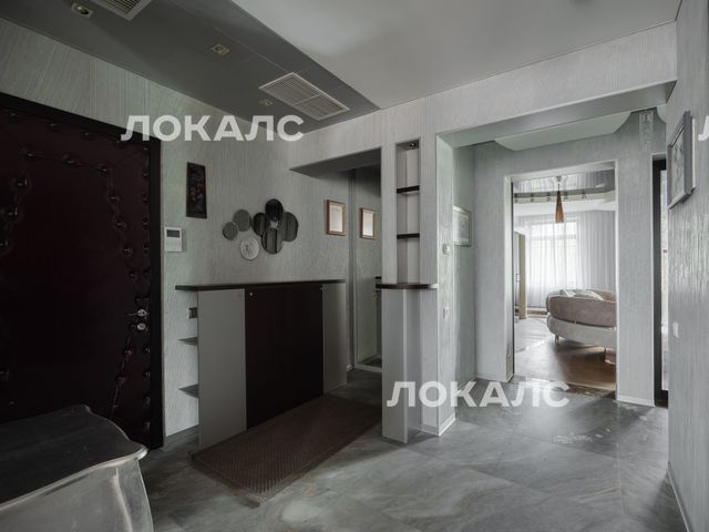 Сдаю четырехкомнатную квартиру на г Санкт-Петербург, Константиновский пр-кт, д 1/24, метро Крестовский остров, г. Санкт-Петербург
