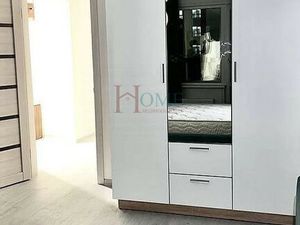 2-комнатная квартира: Новосибирск, улица Ясный Берег, 33 (50 м²)