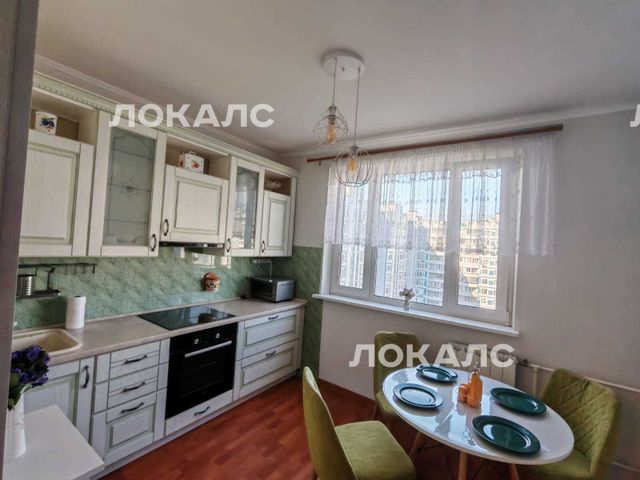 Сдаю 3-комнатную квартиру на г Москва, Осенний б-р, д 20 к 1, метро Крылатское, г. Москва