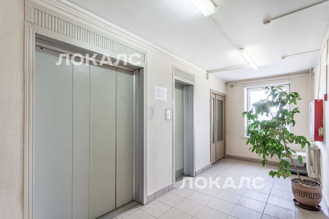 Снять трехкомнатную квартиру на г Москва, ул Бахрушина, д 4 стр 1, метро Третьяковская, г. Москва
