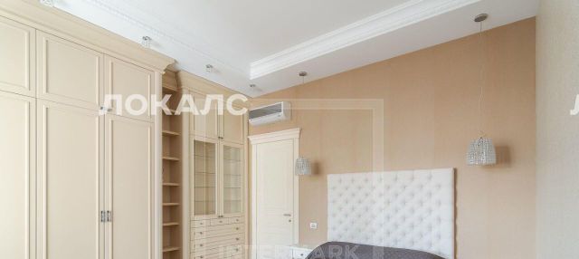 Сдам 3-к квартиру на Малый Златоустинский переулок, 8С2, метро Китай-город, г. Москва