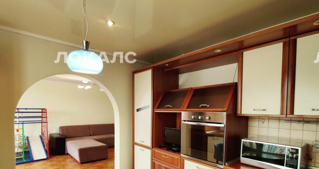 Аренда 4-к квартиры на Пятницкое шоссе, 23к1, метро Митино, г. Москва