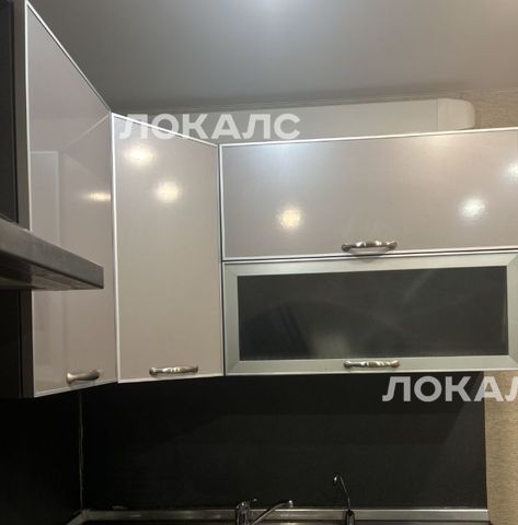 Сдаю 1-комнатную квартиру на улица Серпуховский Вал, 14, метро Шаболовская, г. Москва