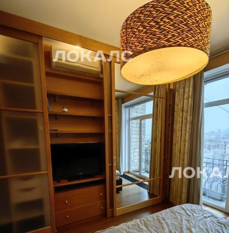 Аренда 3-к квартиры на улица Станиславского, 18, метро Чкаловская, г. Москва