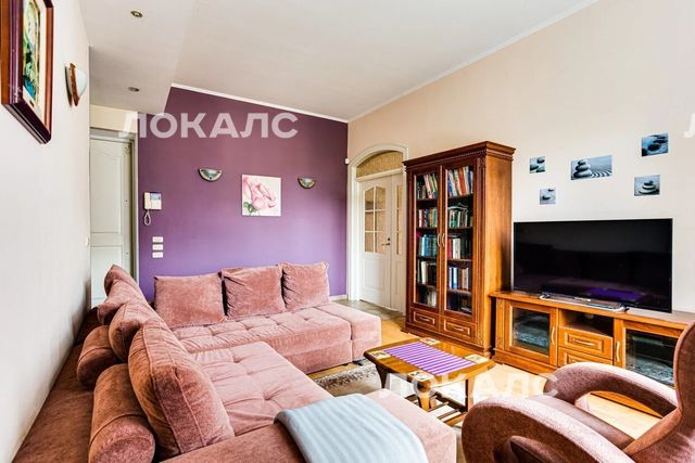 Снять трехкомнатную квартиру на г Москва, ул Новопесчаная, д 19 к 3, метро Сокол, г. Москва