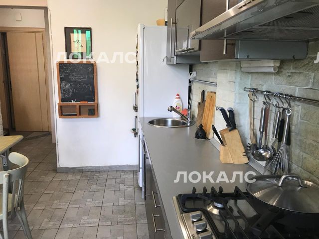 Снять 1к квартиру на г Москва, ул Усачёва, д 40, метро Спортивная, г. Москва