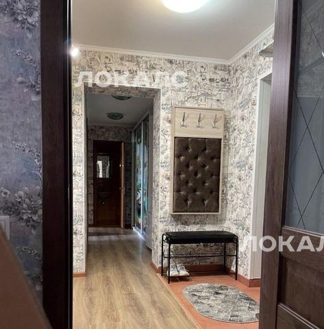 Сдам трехкомнатную квартиру на к1136, г. Москва