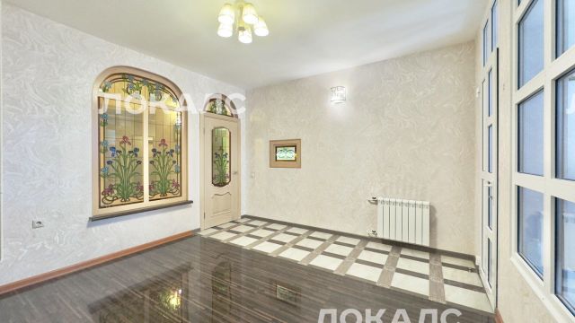 Сдам 4-комнатную квартиру на улица Рословка, 10К5, метро Митино, г. Москва