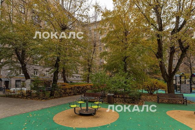 Сдается четырехкомнатная квартира на г Москва, Кутузовский пр-кт, д 4/2, метро Выставочная, г. Москва