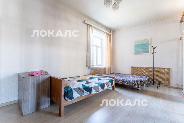 Сдам трехкомнатную квартиру на г Москва, Скатертный пер, д 15, метро Арбатская (Арбатско-Покровская линия), г. Москва