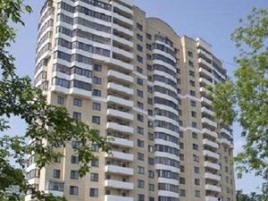 3-х комнатная квартира на метро Молодёжная